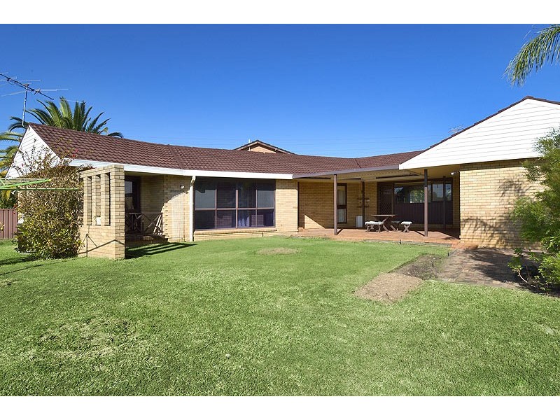27 Bellinger Place, Sylvania Waters NSW 2224