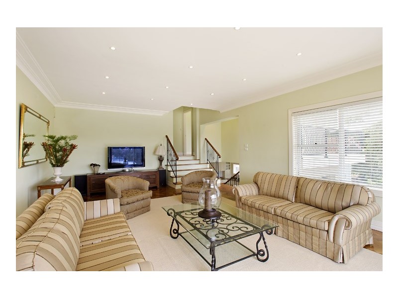 16A Beauford Ave, Caringbah NSW 2229