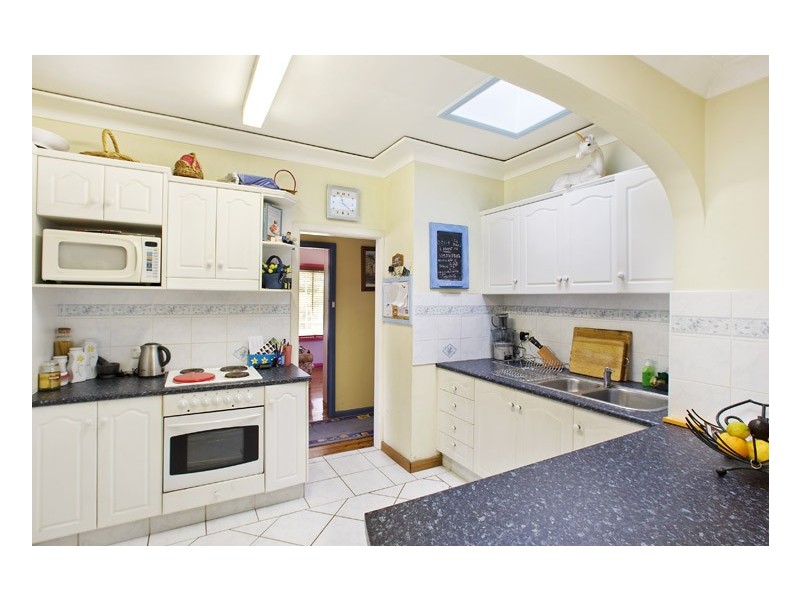 77 Sylvania Rd, Miranda NSW 2228