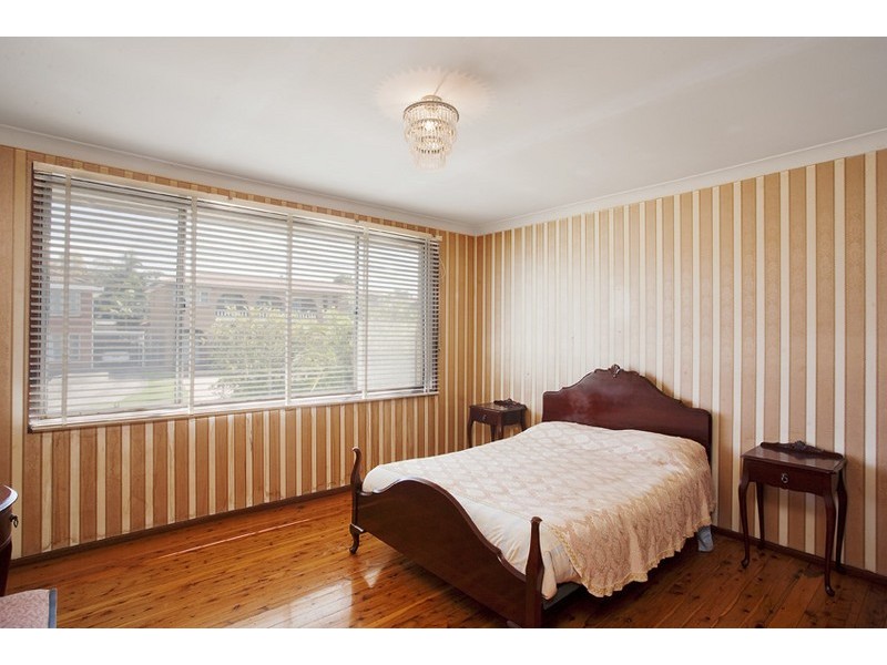 14 Hampton Rd, Sylvania Waters NSW 2224
