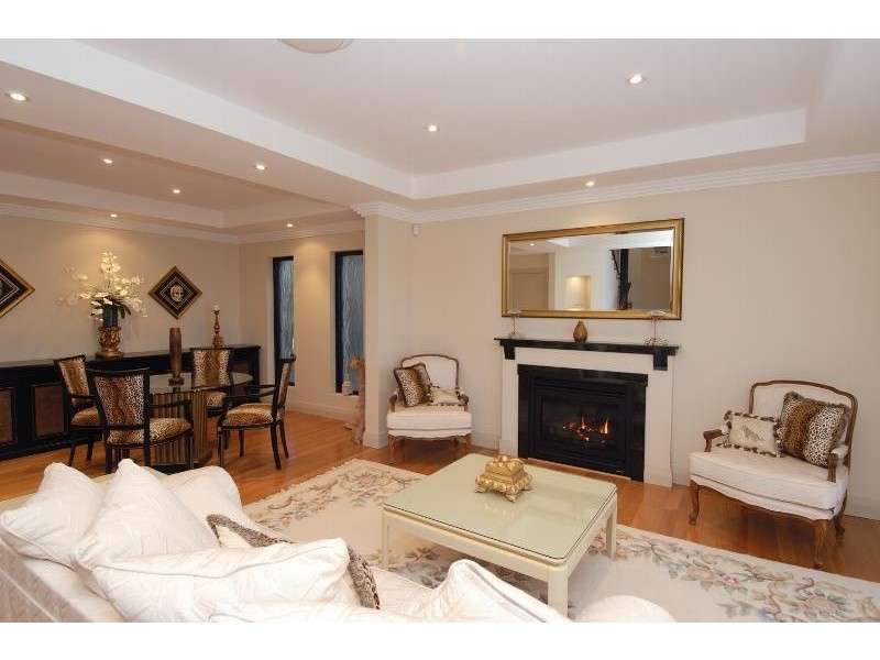 34 Holt Rd, Taren Point NSW 2229