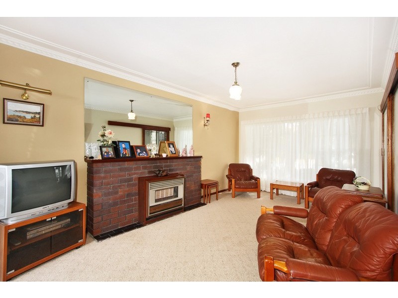 24 Hawkesbury Esplanade, Sylvania Waters NSW 2224