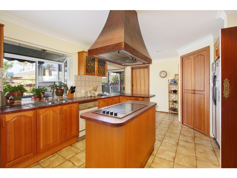 24 Hawkesbury Esplanade, Sylvania Waters NSW 2224