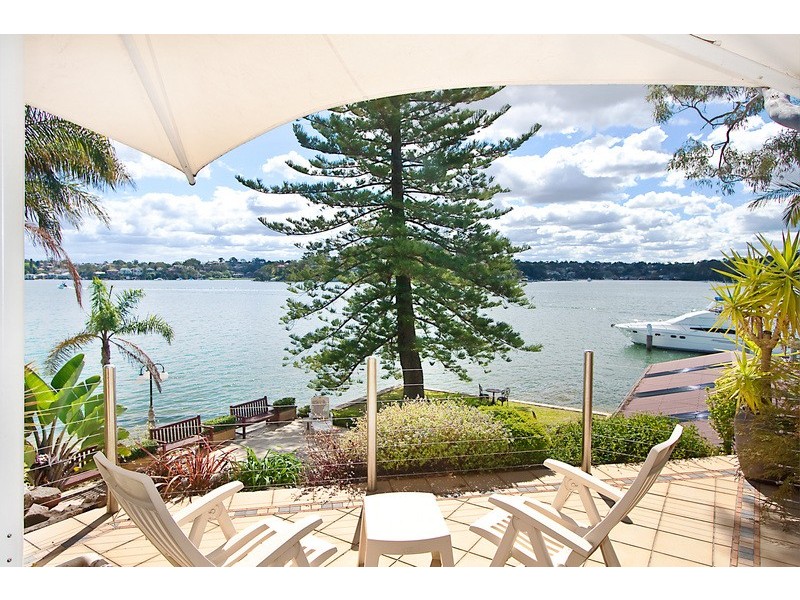 11 Boorroo St, Kangaroo Point NSW 2224