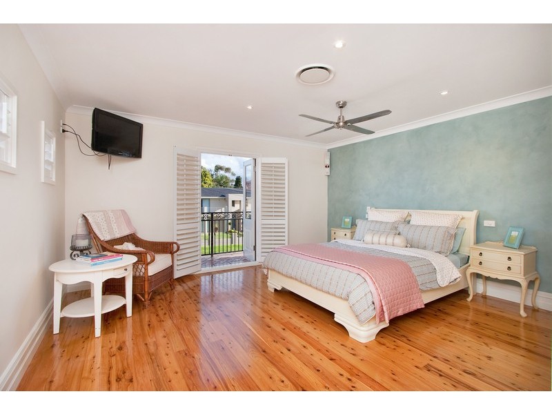 7 Onslow Place, Sylvania NSW 2224