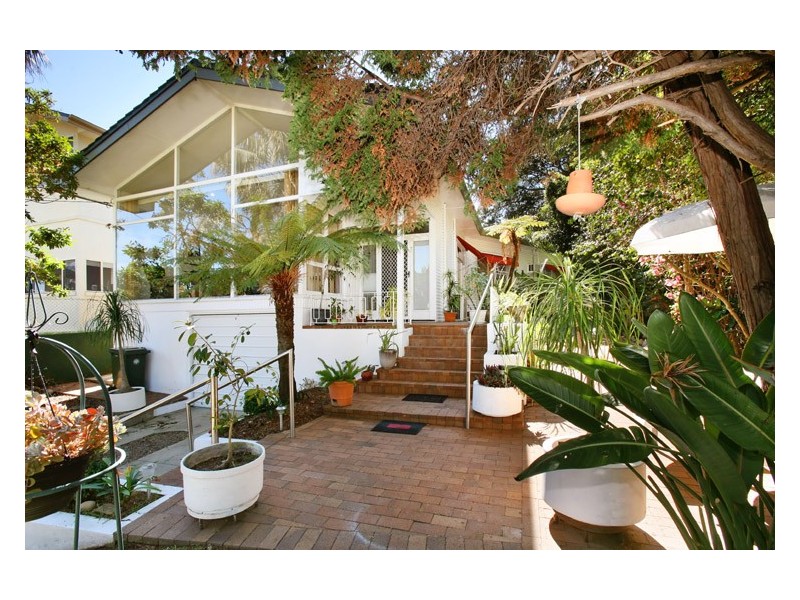 11 Tara St, Sylvania NSW 2224