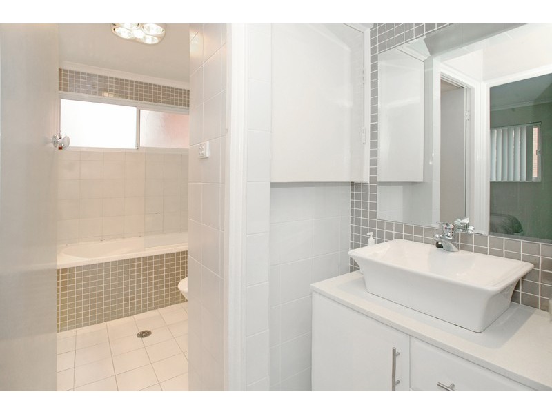 2/1A Koorooma Place, Sylvania NSW 2224