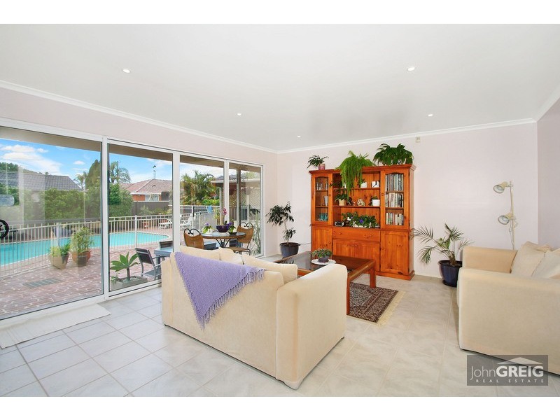 12 Hampton Rd, Sylvania Waters NSW 2224
