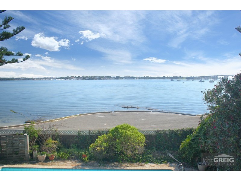 7 Lachlan Ave, Sylvania Waters NSW 2224
