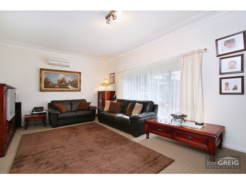 12 Jingara Place, Sylvania NSW 2224