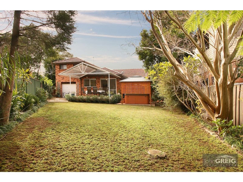 12 Jingara Place, Sylvania NSW 2224