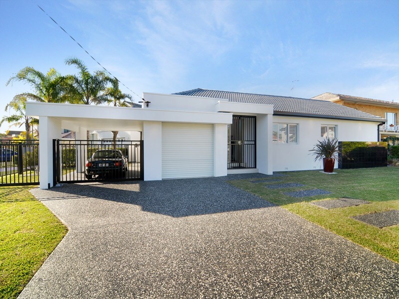 16 Clarence Crescent, Sylvania Waters NSW 2224