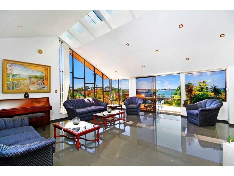 37 Belgrave Esp, Sylvania NSW 2224