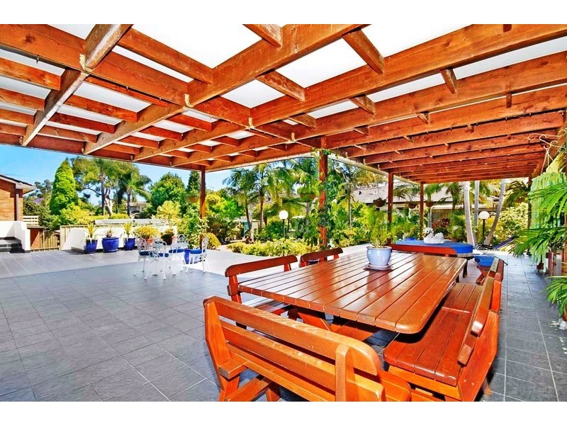 37 Belgrave Esp, Sylvania NSW 2224