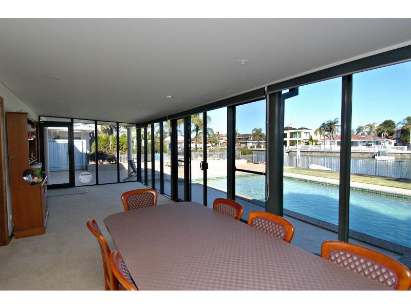 11 Hawkesbury Esplanade, Sylvania Waters NSW 2224