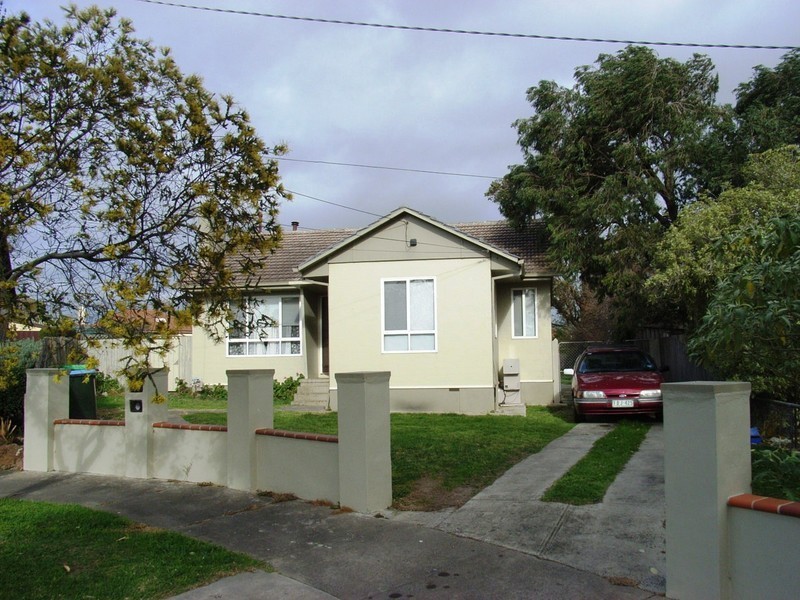 21 Pittosporum Grove, Doveton VIC 3177