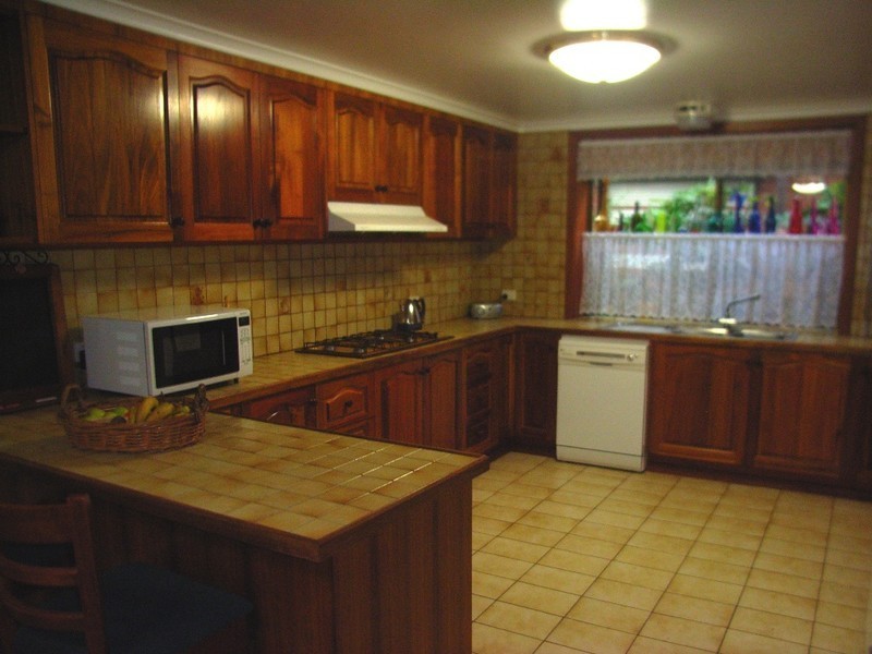 38 Bellbrook Drive, Dandenong North VIC 3175