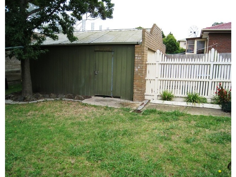 150 James Cook Drive, Endeavour Hills VIC 3802