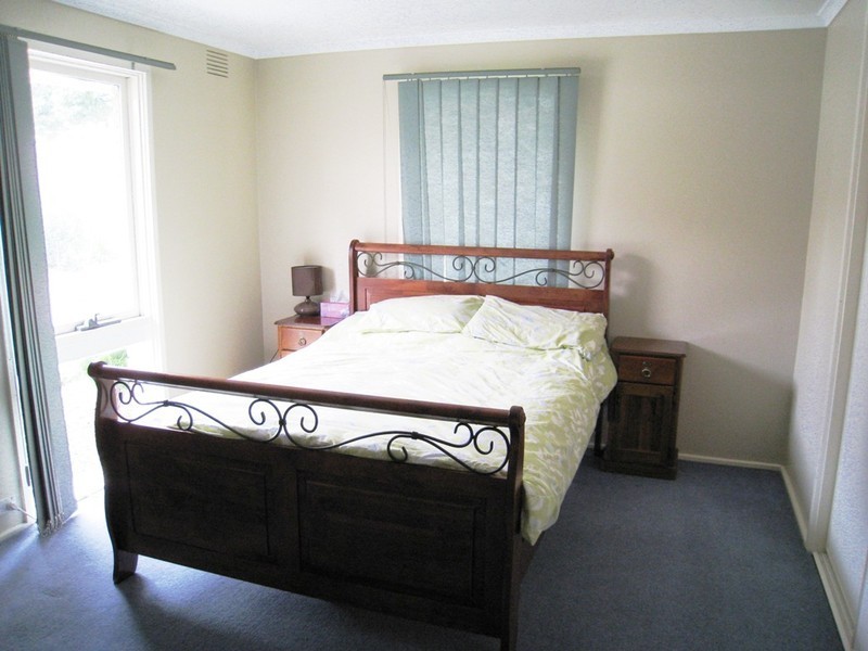 150 James Cook Drive, Endeavour Hills VIC 3802