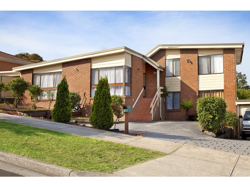 39 John Edgcumbe Way, Endeavour Hills VIC 3802