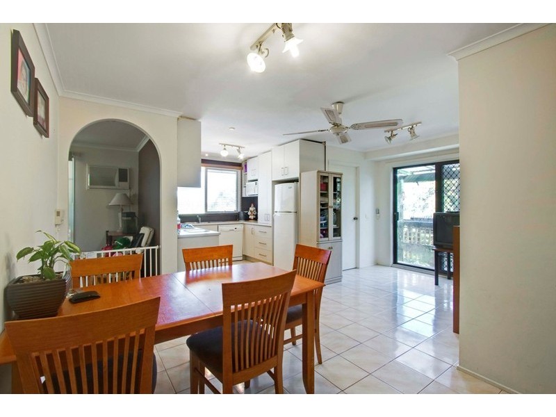 11 Briarhurst Avenue, Dandenong North VIC 3175