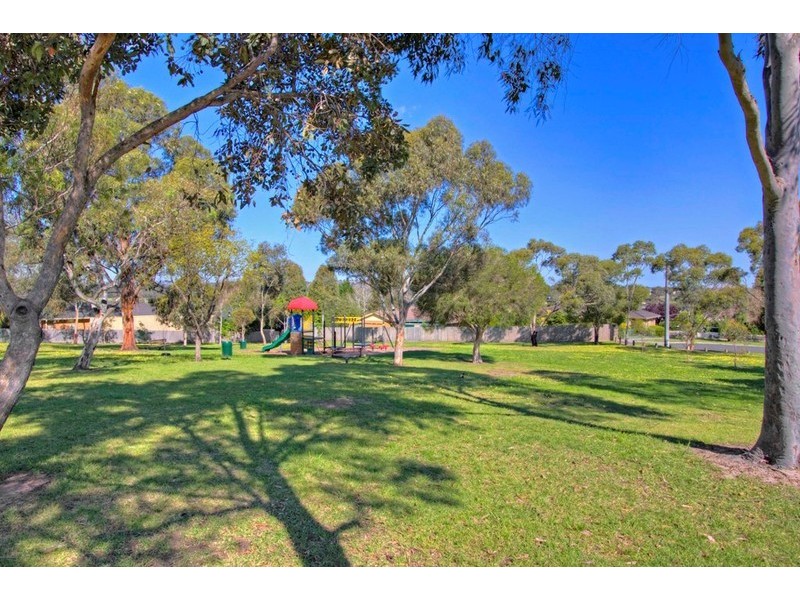 11 Briarhurst Avenue, Dandenong North VIC 3175