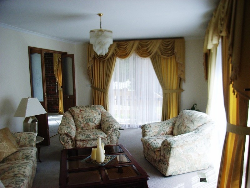 9 Lancefield Court, Endeavour Hills VIC 3802