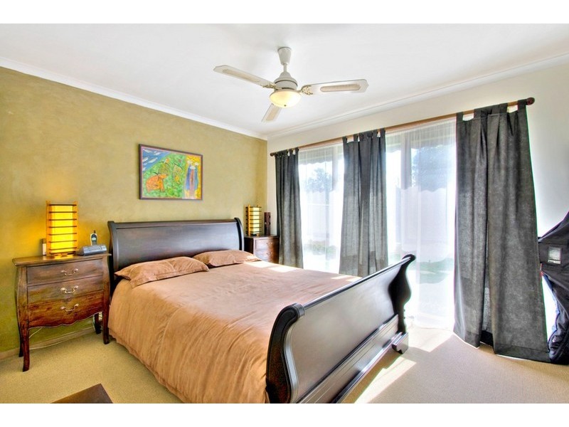 51 Mossgiel Park Drive, Endeavour Hills VIC 3802