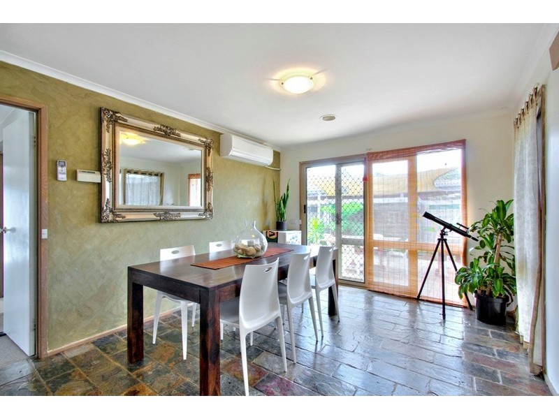 51 Mossgiel Park Drive, Endeavour Hills VIC 3802