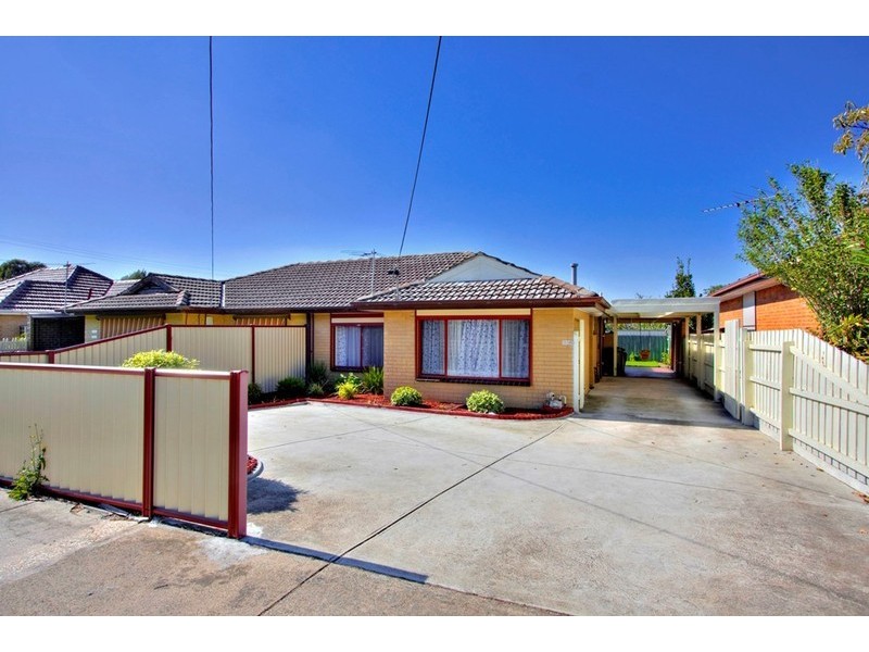 Unit 2/147 Gladstone Road, Dandenong North VIC 3175