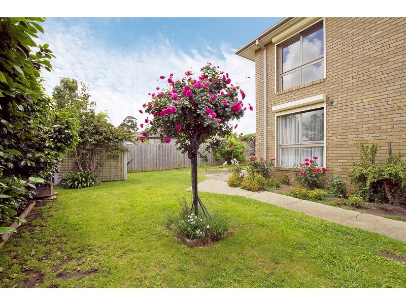 89 James Cook Drive, Endeavour Hills VIC 3802