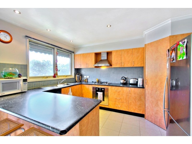 2 Wolf Court, Endeavour Hills VIC 3802