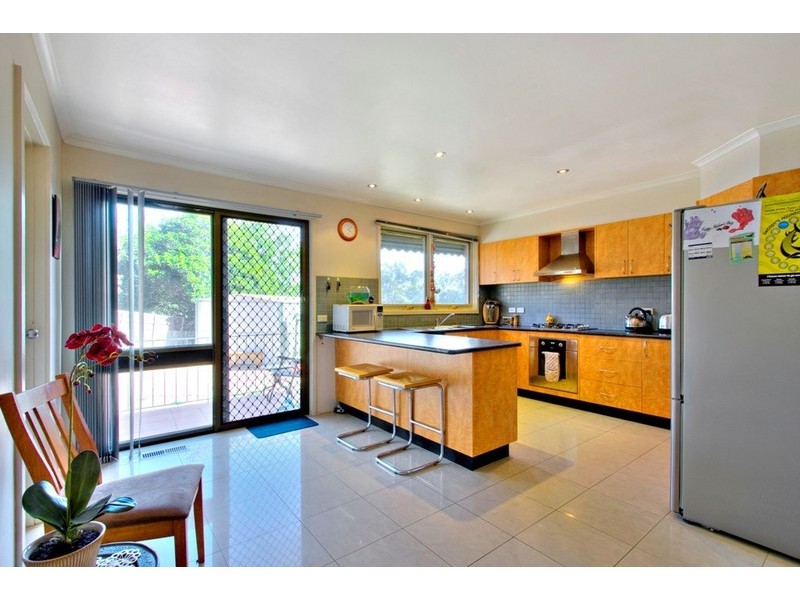 2 Wolf Court, Endeavour Hills VIC 3802