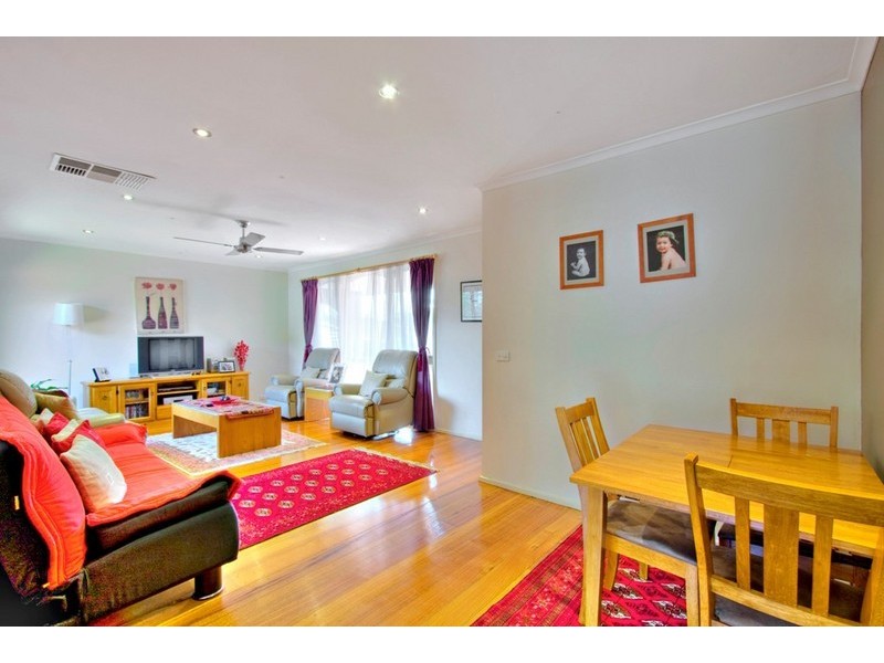 2 Wolf Court, Endeavour Hills VIC 3802