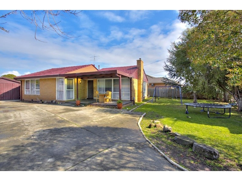 10 Mollison Street, Dandenong VIC 3175