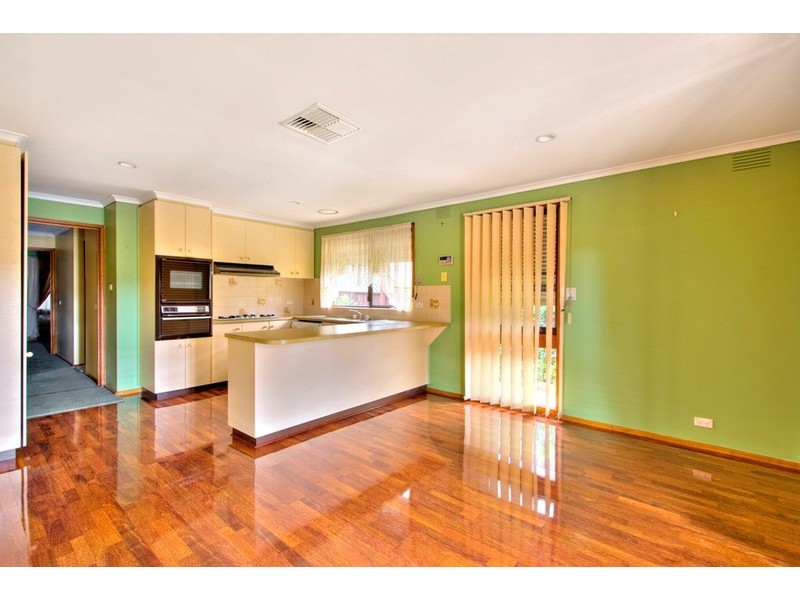 21 Peebles Street, Endeavour Hills VIC 3802