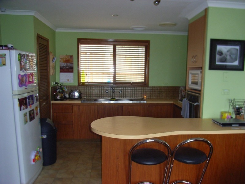 9 Wilkinson Way, Endeavour Hills VIC 3802