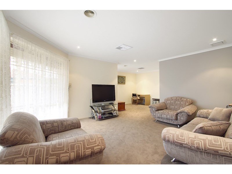 41 Botanical Grove, Doveton VIC 3177