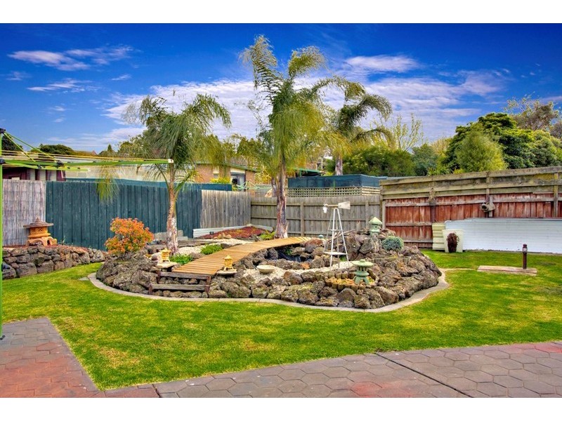 34 Laurel Avenue, Doveton VIC 3177