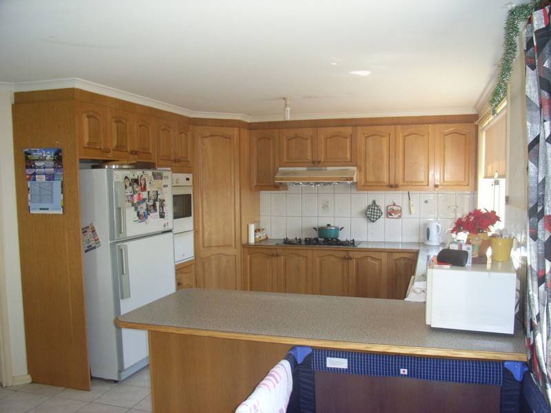 13 Wilshire Court, Endeavour Hills VIC 3802