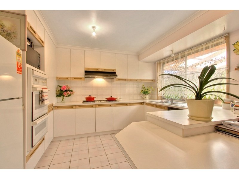 16 Glencaple Court, Endeavour Hills VIC 3802