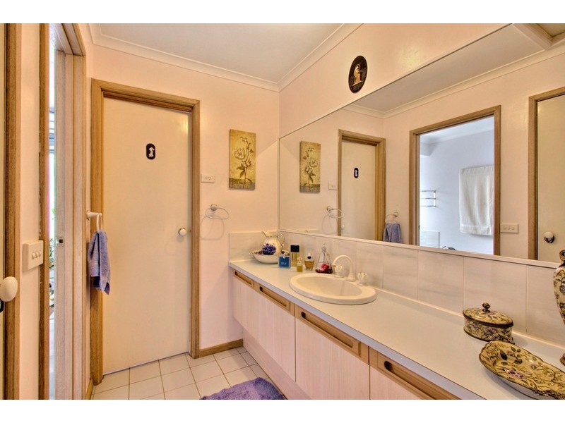 16 Glencaple Court, Endeavour Hills VIC 3802