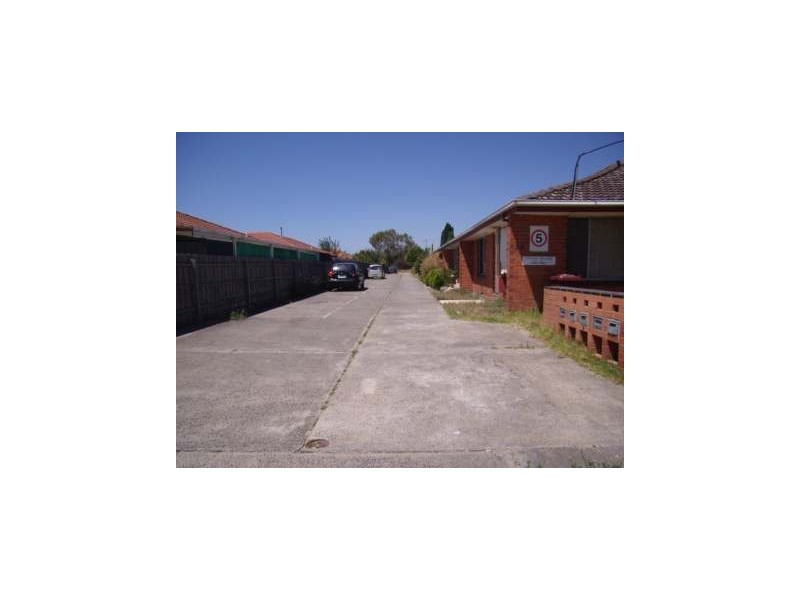 8/23 Fintonia Road, Noble Park VIC 3174