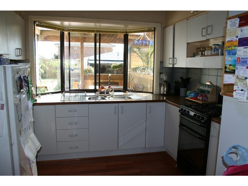 4 Gwenda St, Dandenong VIC 3175