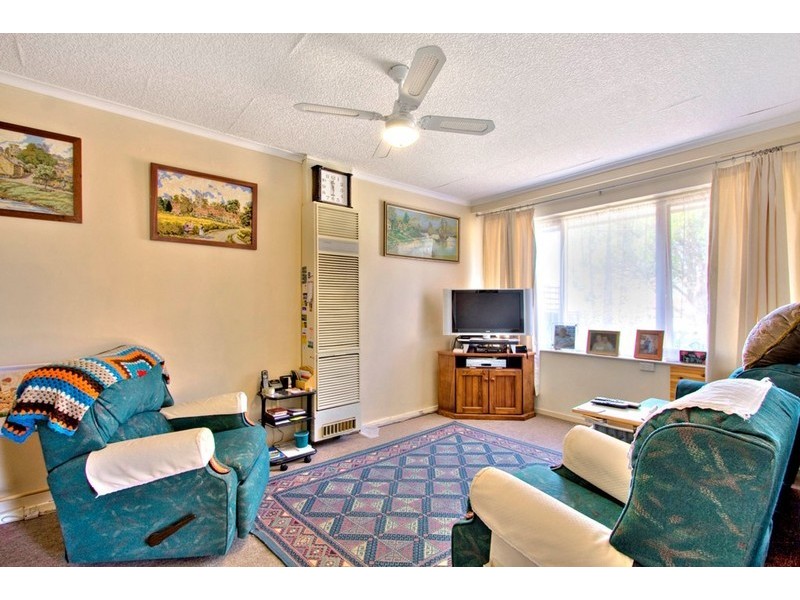 Unit 1/5 Third Avenue, Dandenong North VIC 3175