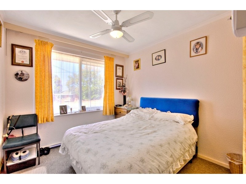 Unit 1/5 Third Avenue, Dandenong North VIC 3175