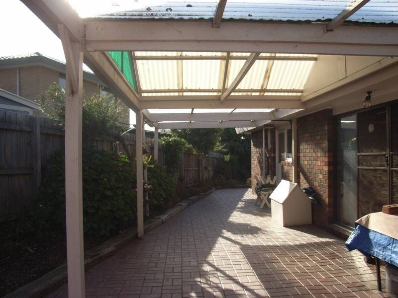8 Robyn Court, Dandenong North VIC 3175