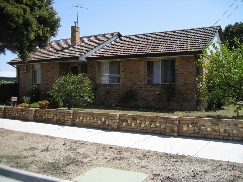 2 Rose Drive, Doveton VIC 3177