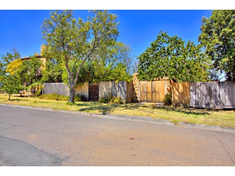 10 Park Road, Noble Park VIC 3174