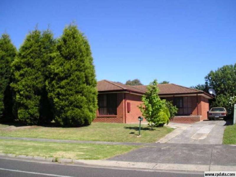 34 Shetland Street, Endeavour Hills VIC 3802